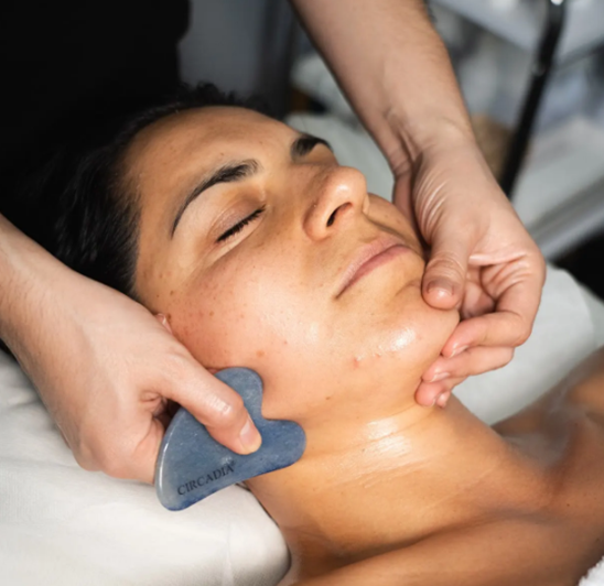 Microneedling + Pink Glow 